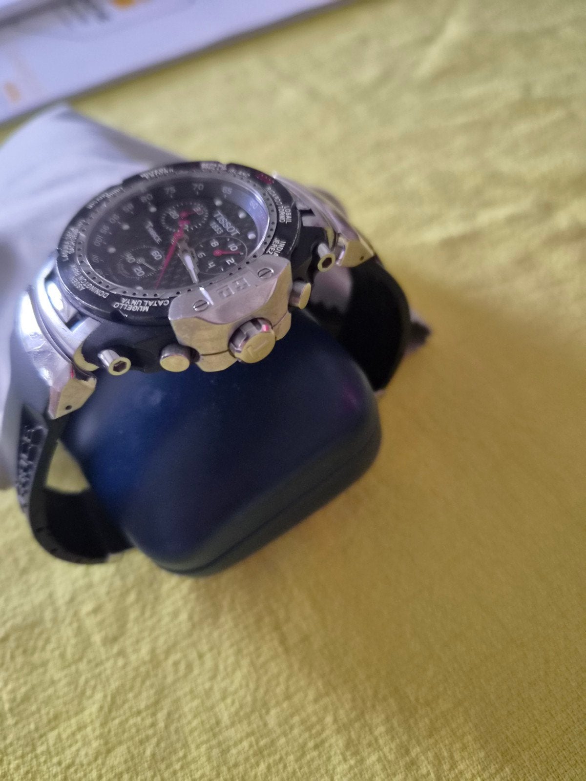 montre tissot t-race, Handtassen en Accessoires, Ophalen of Verzenden, Zo goed als nieuw, Polshorloge, Overige merken
