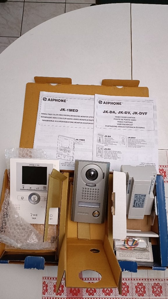 Aiphone JKS1AEDV1A Videotelefoon, Huis en Inrichting, Deurbellen, Nieuw, Bedraad, Ophalen of Verzenden