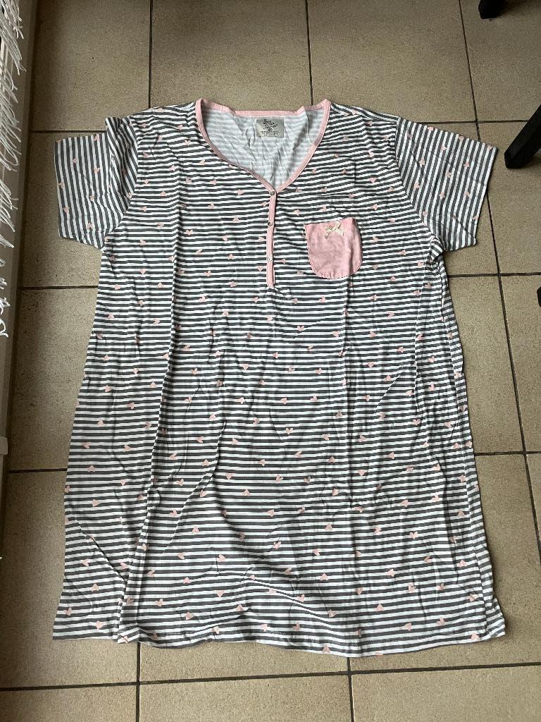 Nieuw Grijs gestreept nachthemd Maat 50 / 52 ( XXL ), Kleding | Dames, Grote Maten, Ophalen of Verzenden, Nieuw, Grijs