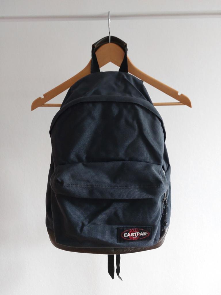 Blauwe Eastpak rugzak 24L met leer, Ophalen of Verzenden, Gebruikt, Eastpak, Waterdicht