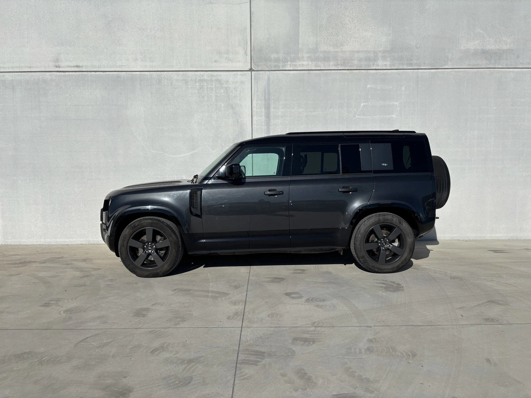 Land Rover Defender Lichte vracht | Leasing (automatique), Autos, Land Rover, Argent ou Gris, 2997 cm³, Euro 6, Entreprise