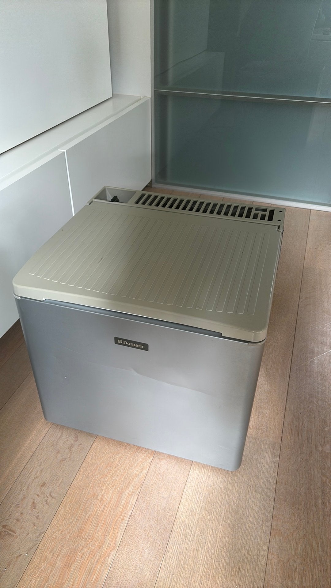 Kampeerfrigo Dometic, Caravans en Kamperen, Ophalen, Gebruikt, Koelbox, Elektrisch