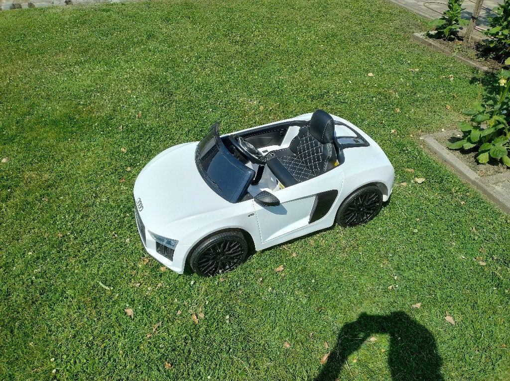 kinderauto audi R8 spyder, Ophalen, Zo goed als nieuw
