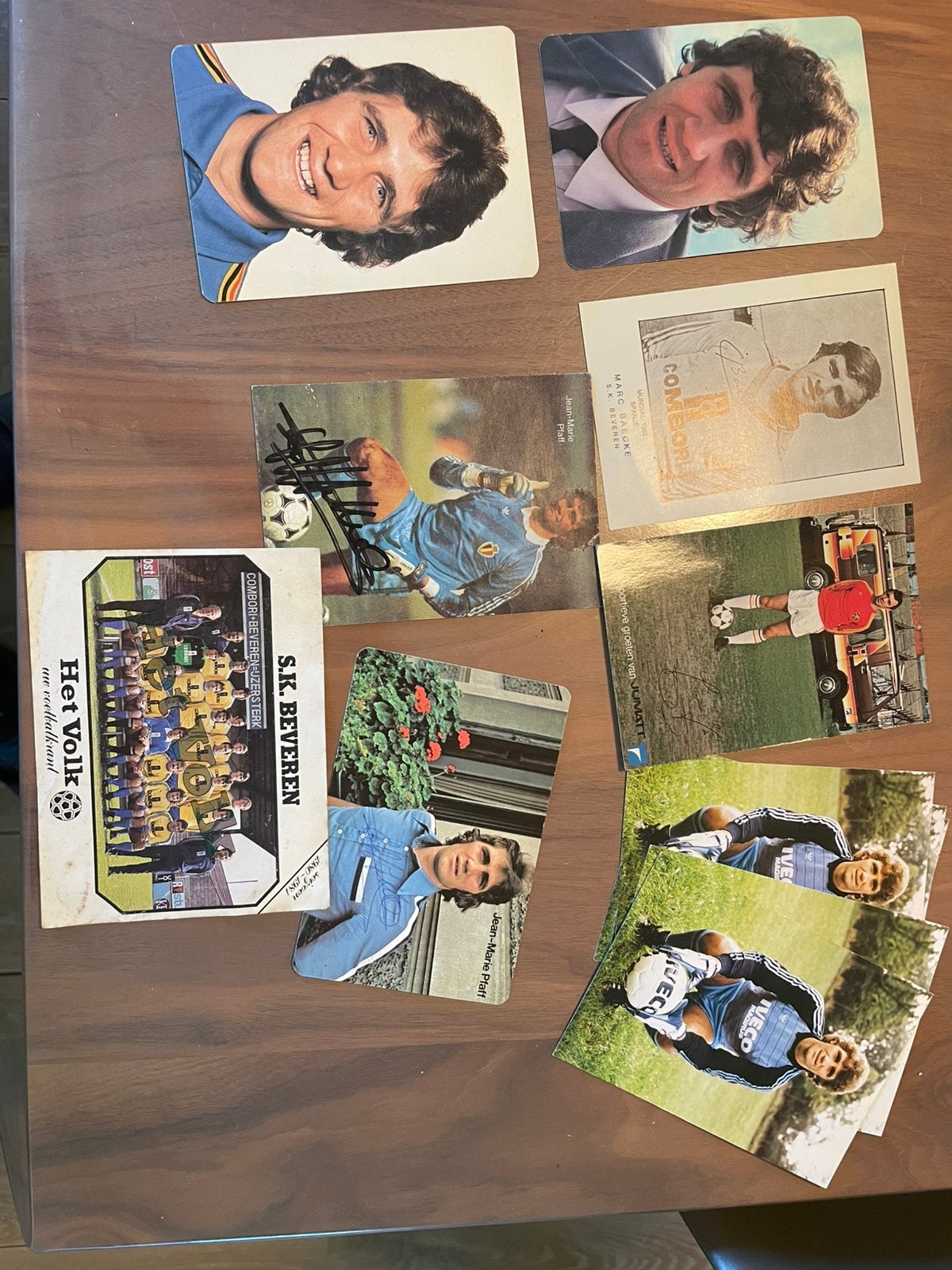 Gesigneerde foto’s speler sk Beveren, Ophalen of Verzenden, Zo goed als nieuw