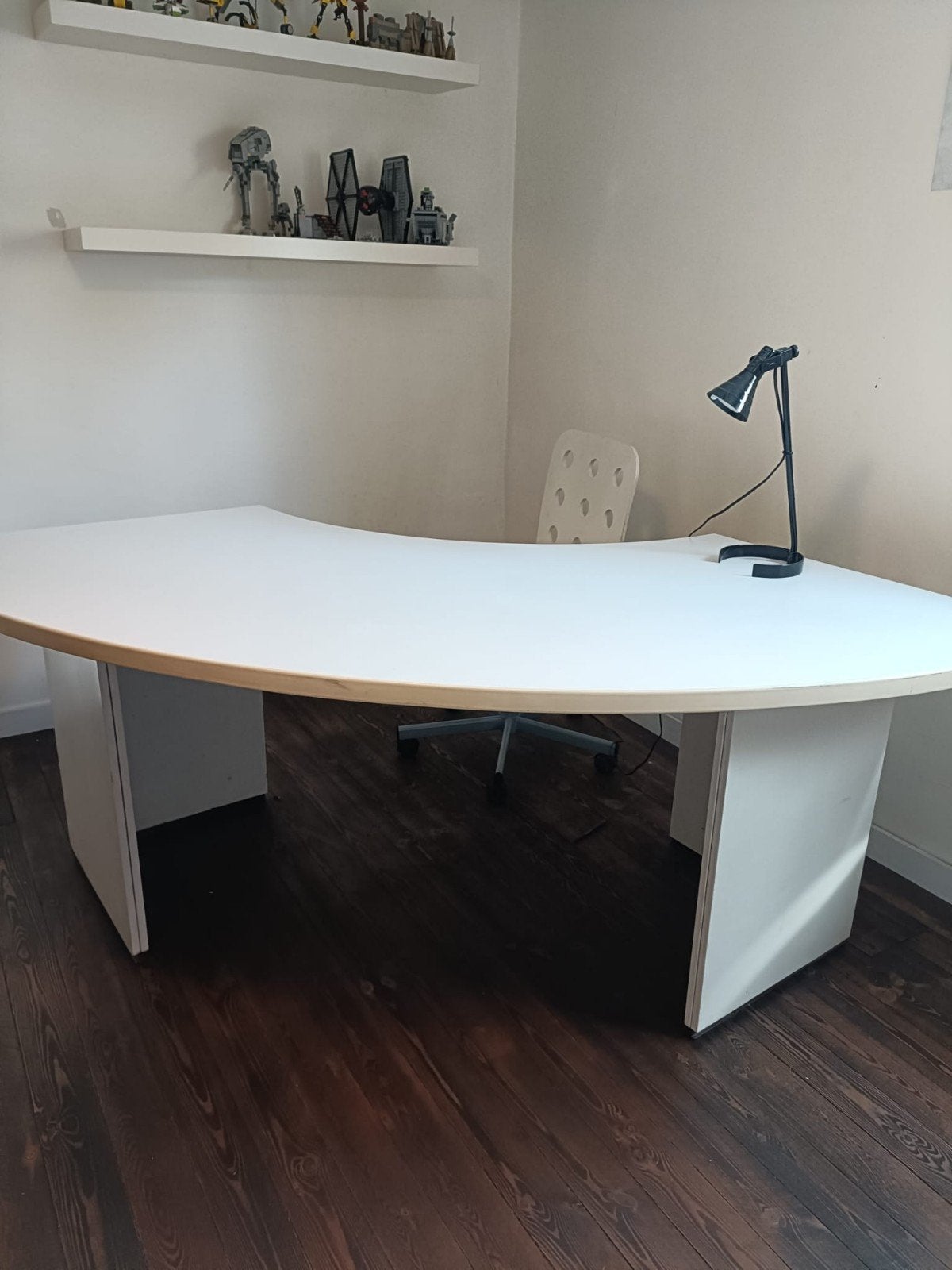 Design bureau zoekt nieuwe locatie, Maison & Meubles, Autres marques, 230 cm, Enlèvement, Utilisé