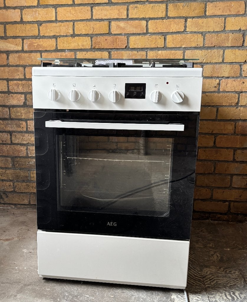Cuisinière à gaz AEG avec four, Electroménager, Cuisinières, Gaz, Classe énergétique A ou plus économe, 85 à 90 cm, 4 zones de cuisson