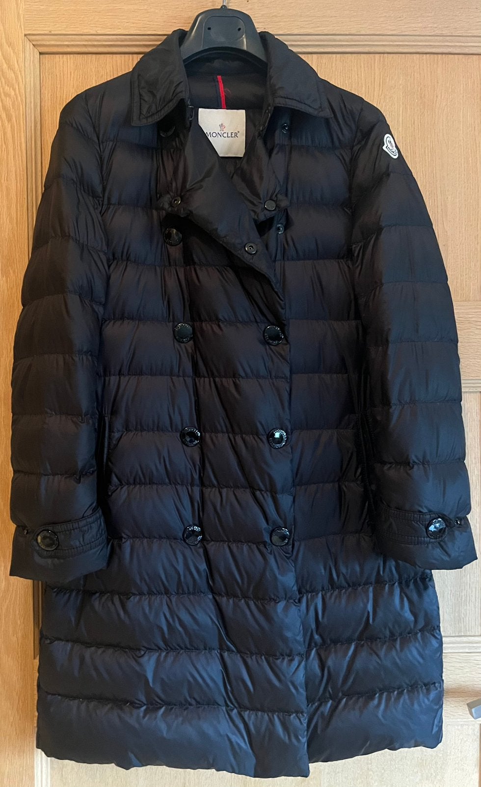 Moncler Authentiek zwarte jas small, Ophalen of Verzenden, Zo goed als nieuw, Maat 36 (S)