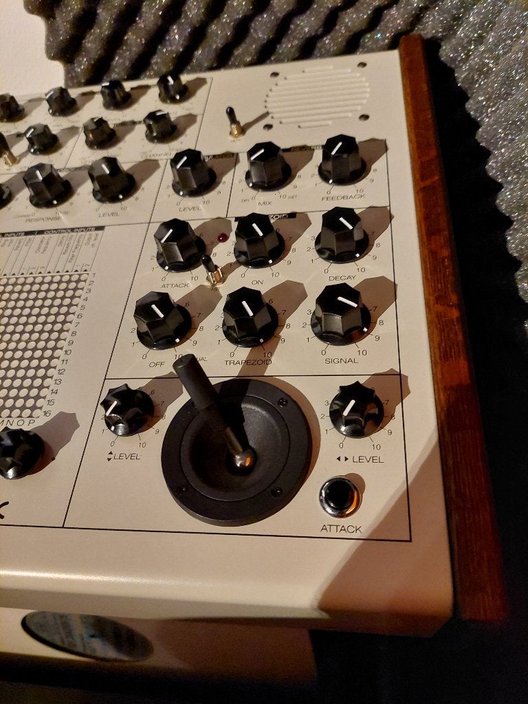 Syntrx mk1, Ophalen, Zo goed als nieuw, Met midi-aansluiting