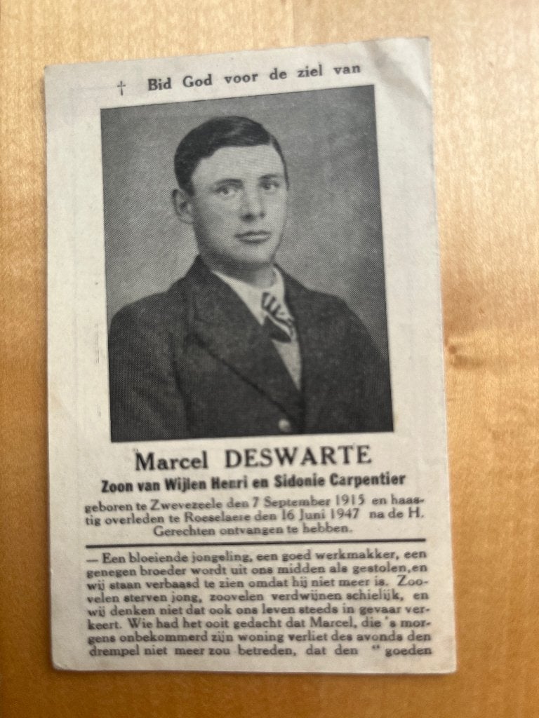 Rouwkaart M.Deswarte  Zwevezeele 1915  Roeselaere 1947, Verzamelen, Bidprentjes en Rouwkaarten, Verzenden, Rouwkaart