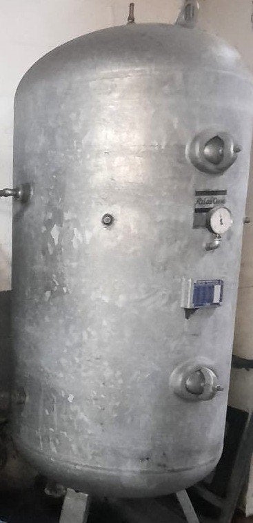 A vendre cuve de 1600litres atlas copco pour compresseur, 100 liter of meer, Ophalen, Zo goed als nieuw, 6 tot 10 bar