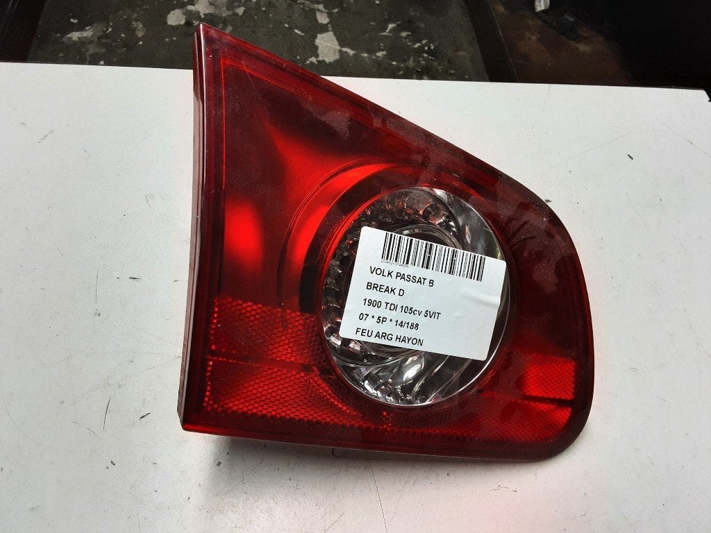 ACHTERLICHT LINKS ACHTERKLEP Passat Variant (3C5), Gebruikt, Volkswagen, Volkswagen AG, Kundenbetreuung@volkswagen.de