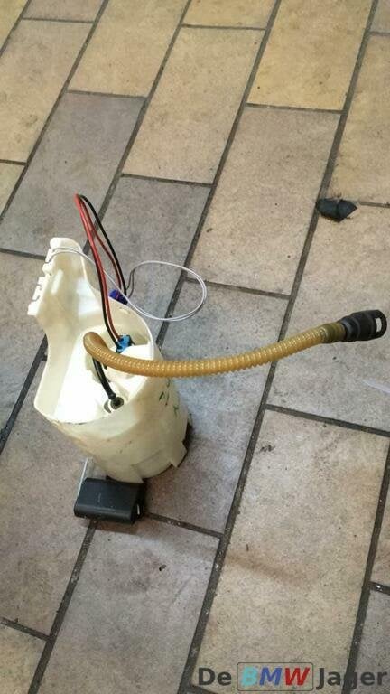 Benzinepomp BMW Z4 E85 6767720, Enlèvement ou Envoi, Utilisé, BMW, BMW