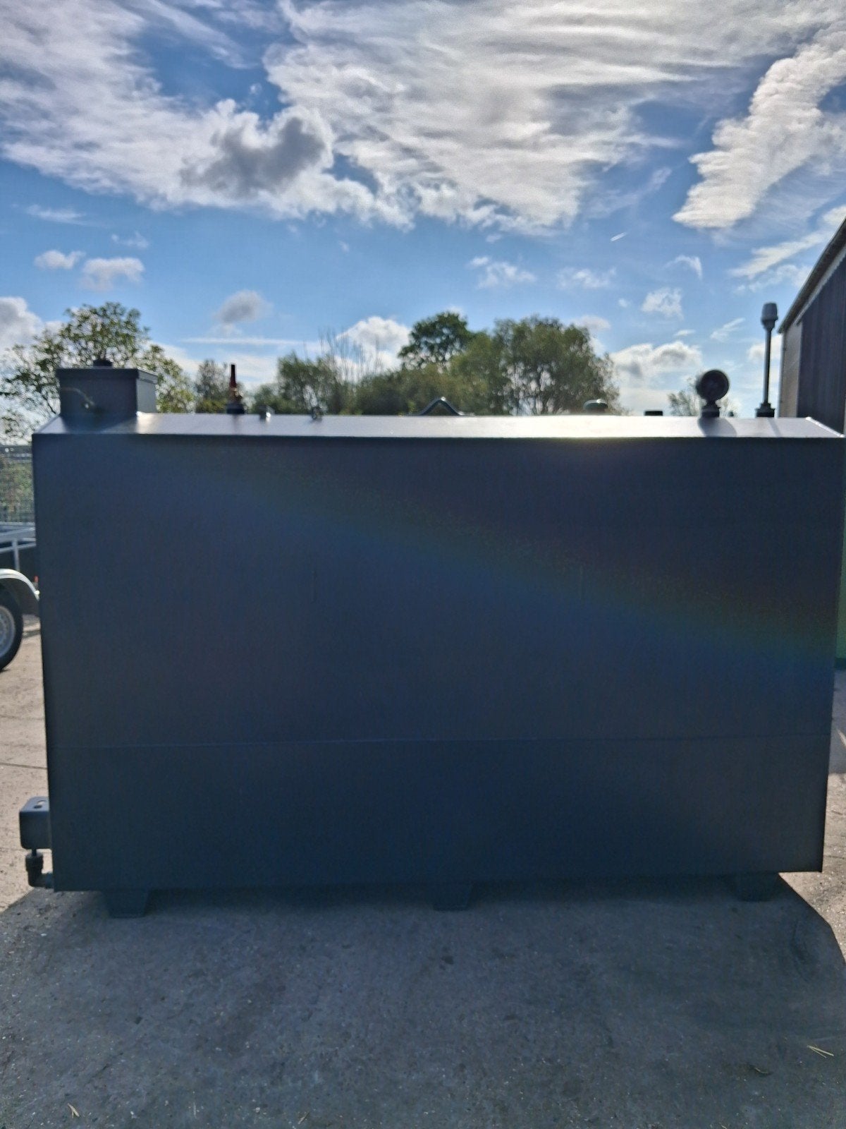 Réservoir à mazout à double paroi de 2400 litres, comme neuf, Enlèvement