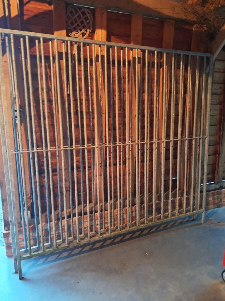 Hondenren, Dieren en Toebehoren, Ophalen, 100 cm of meer, Hondenhok, 110 cm of meer