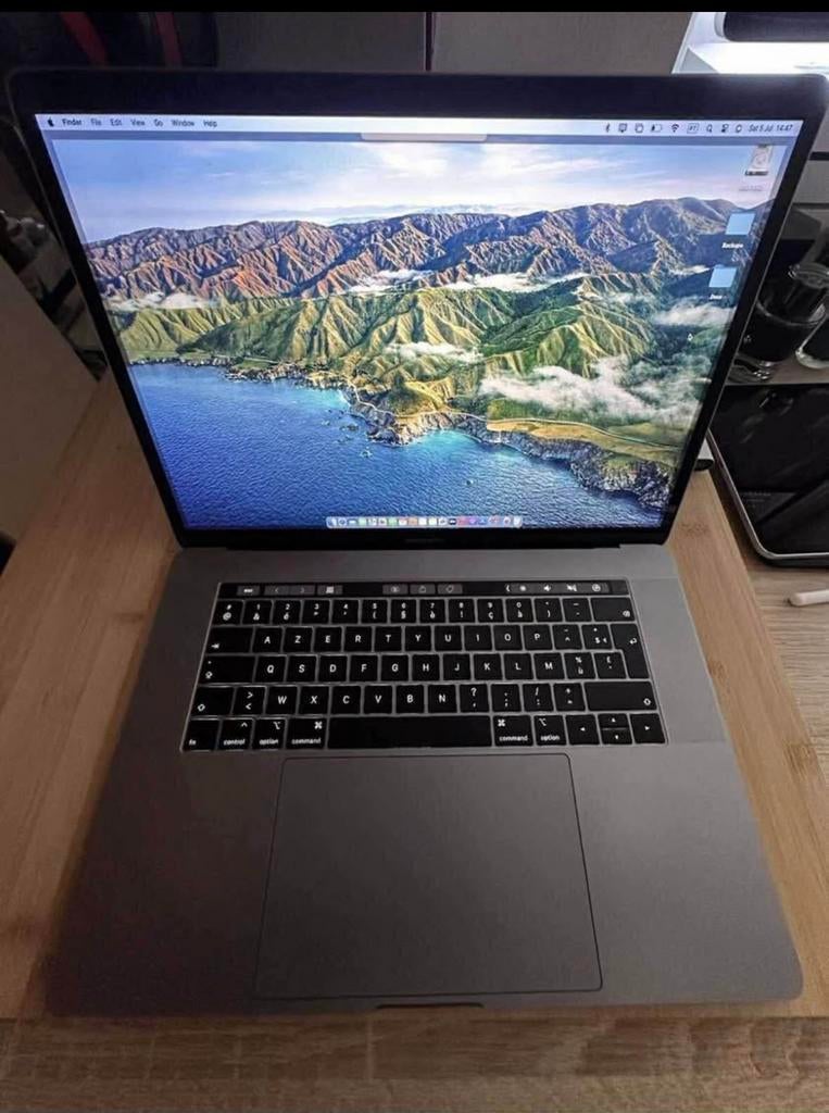 Macbook 15 touchbar i7, Computers en Software, Apple Macbooks, Ophalen, 15 inch, Zo goed als nieuw, MacBook