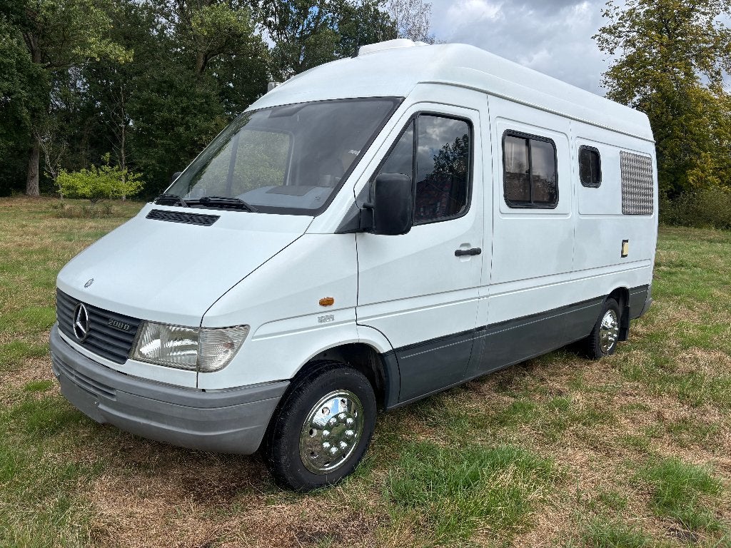 Mercedes Sprinter 208CDI pour 2 personnes avec inspection, Caravanes & Camping, Siège standard, Boîte manuelle, Mercedes-Benz