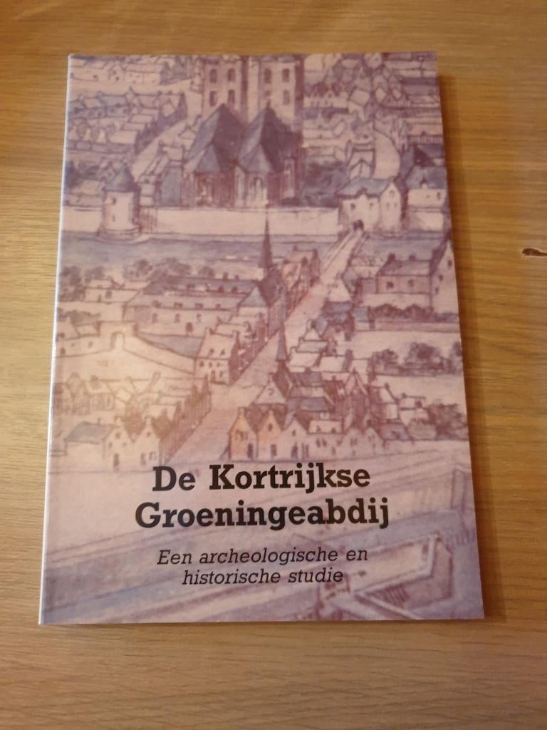 KORTRIJK ABDIJ De Kortrijkse Groeningeabdij., Ophalen of Verzenden, Zo goed als nieuw