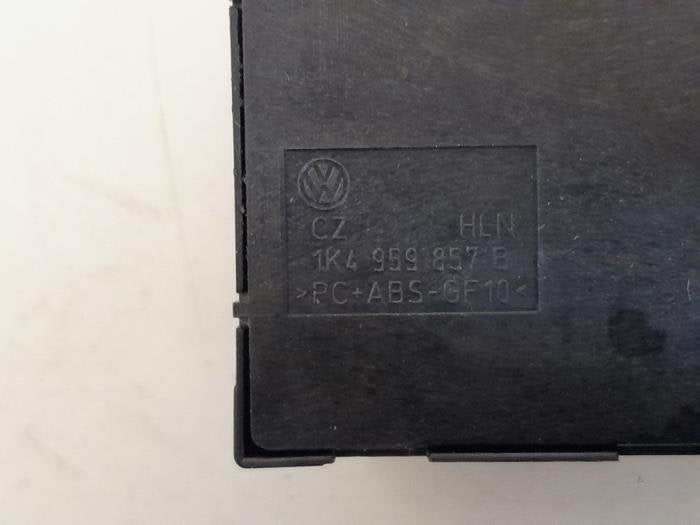 Commutateur combi vitres d'un Volkswagen Passat, Volkswagen, -, 3 mois de garantie, Utilisé
