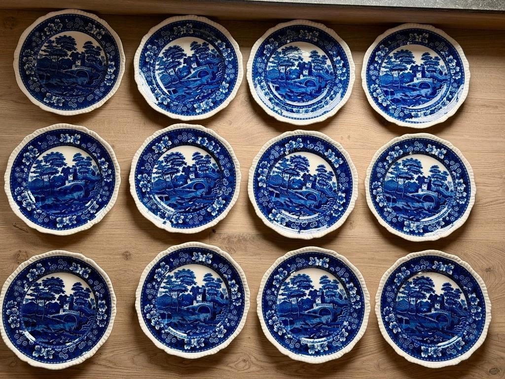 Lot de 12 assiettes Copeland ( 1925) diamètre 26 cm, Enlèvement