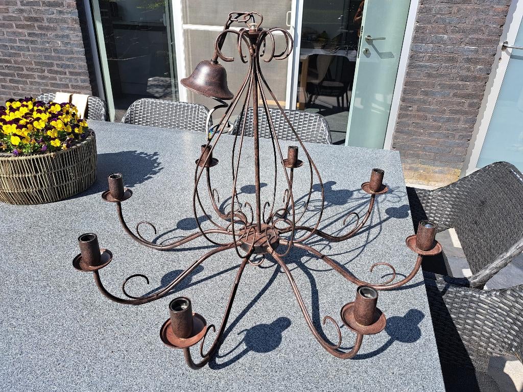 Luster, Ophalen, Zo goed als nieuw