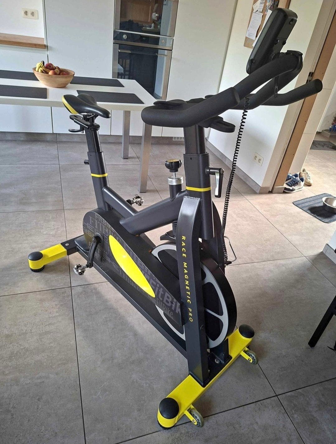 Spinbike Fitbike Race Magnetic Pro, Enlèvement, Comme neuf, Métal, Vélo de spinning