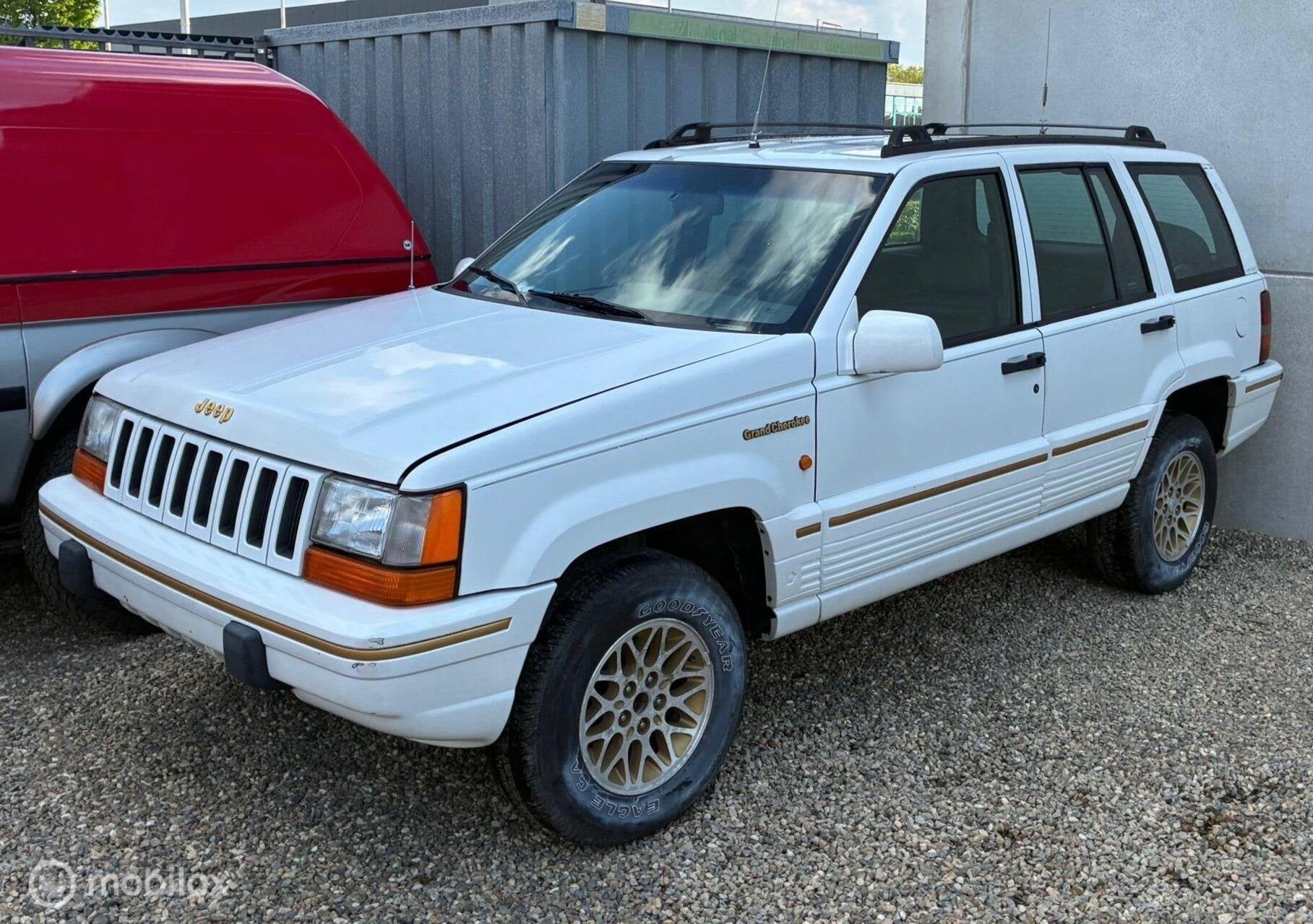 Jeep Grand Cherokee 4.0i 4 WD BARNFIND / SCHUURVONDST, foto 2
