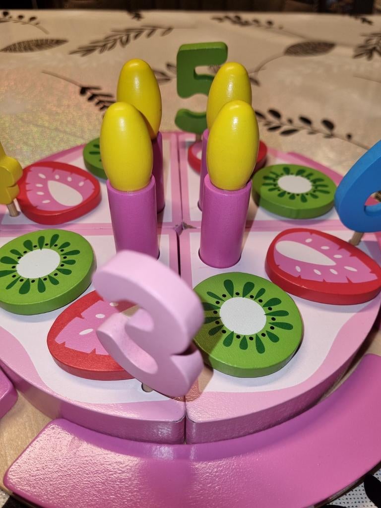 Gâteau anniversaire en bois pour petits a partir de 3 ans, Ophalen, Hout