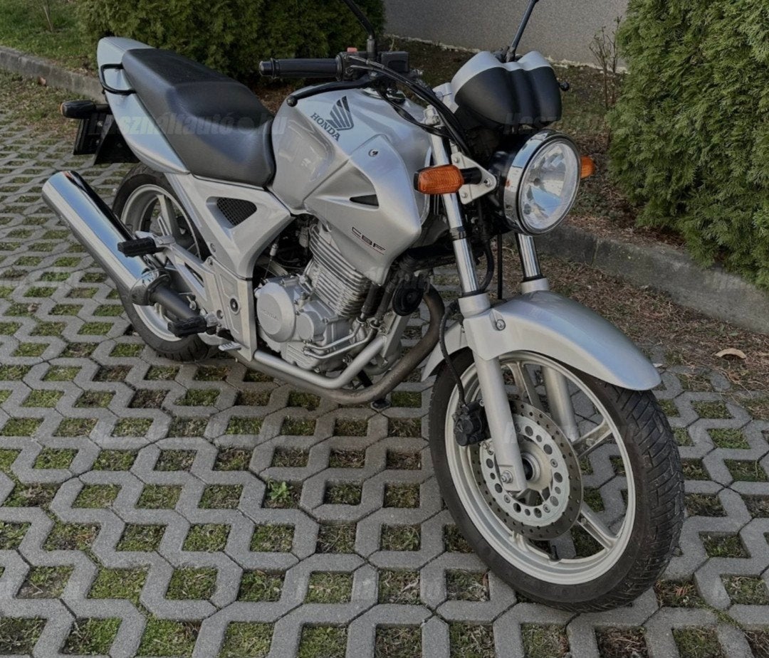 Honda cbf 250, 250 cc, Gebruikt, Particulier, Minimaal motorrijbewijs A2