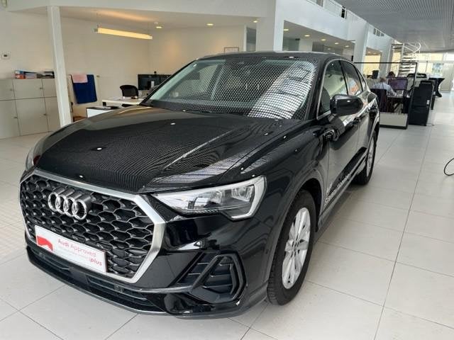 Audi Q3 Sportback Q3 Sportback 35 TDi Business Edition Attra, Automaat, Zwart, Diesel, 119 g/km