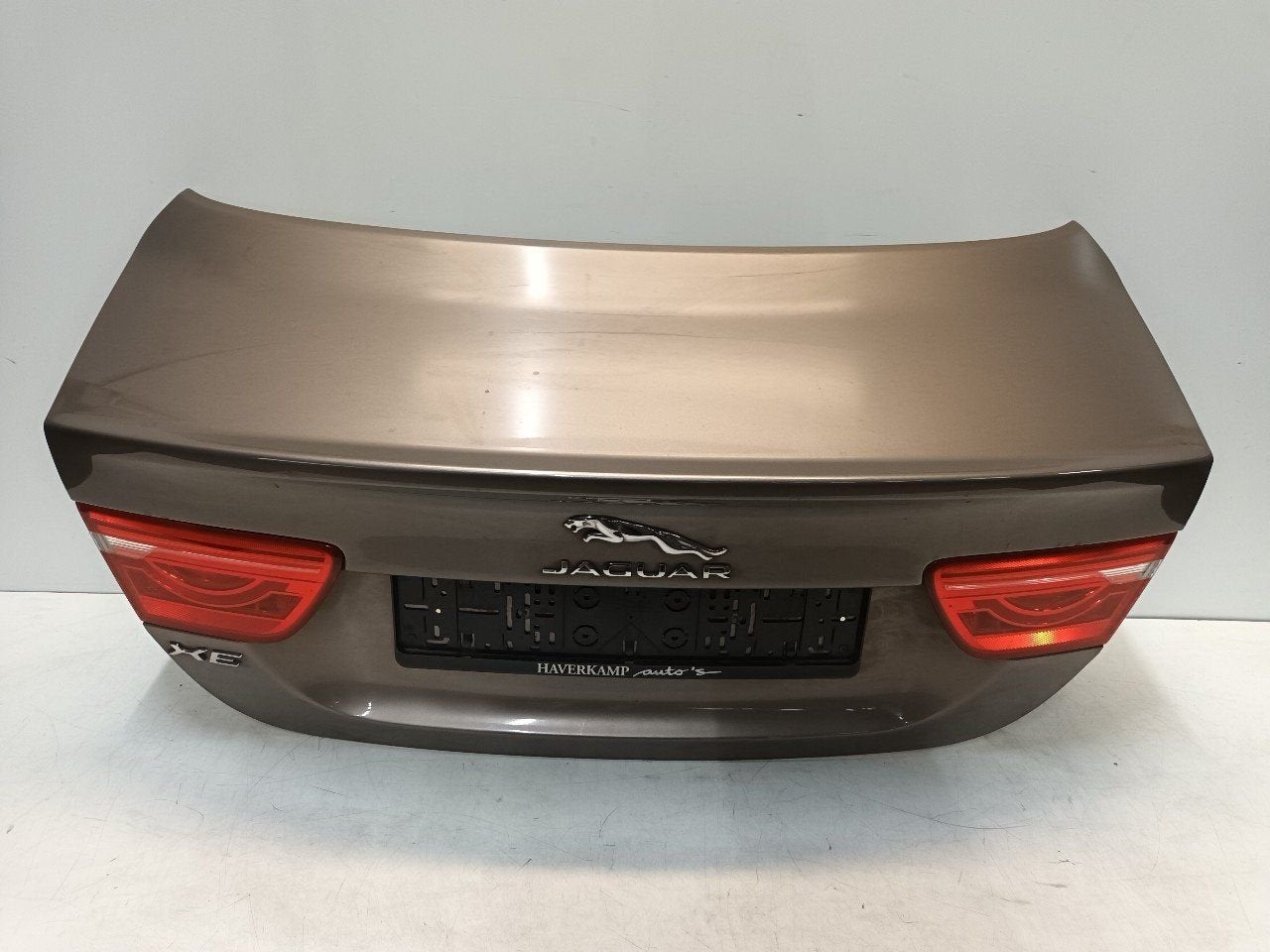 Achterklep Jaguar XE, Auto-onderdelen, Onderdelen@venauto.nl, Van der Ven Autorecycling B.V., Gebruikt, Ettenseweg 76, 4706 PB Roosendaal, The Netherlands