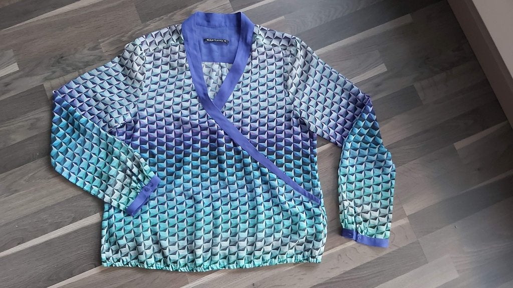 Expresso blouse met geometrische print, maat 42, Kleding | Dames, Maat 42/44 (L), Ophalen of Verzenden, Zo goed als nieuw, Expresso