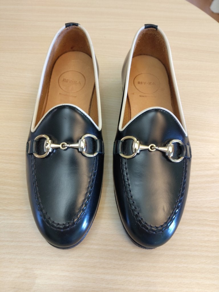 Mocassins dame Riv Ka taille 36 couleur noir & blanc, Neuf, Autre, Enlèvement ou Envoi, Chaussures basses