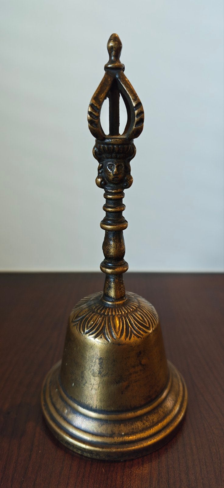 Cloche à main tibétaine vintage (Ghanta) - Bronze/Laiton, Enlèvement ou Envoi, Bronze