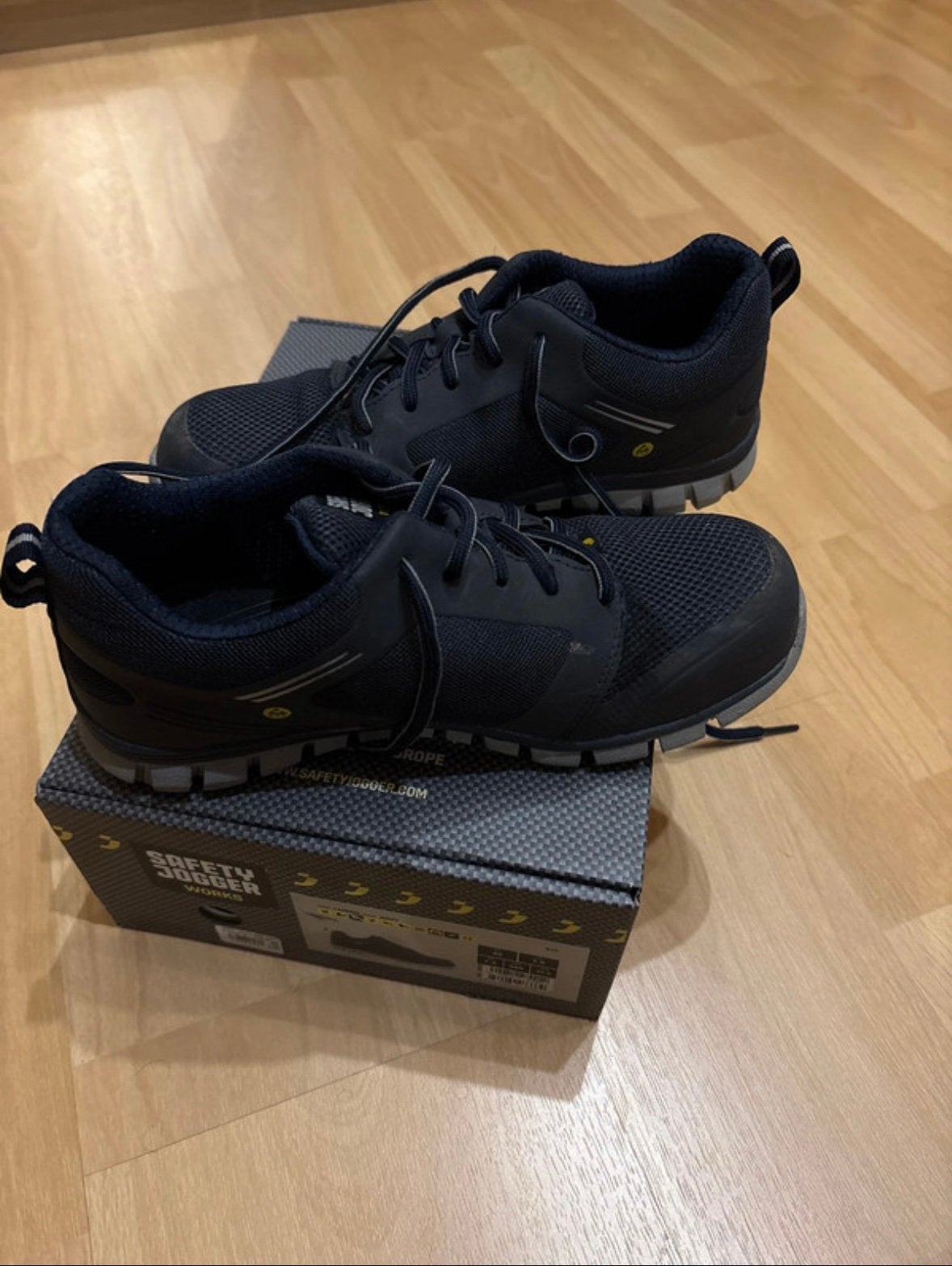 Werkschoenen stalen top, Ophalen of Verzenden, Zo goed als nieuw