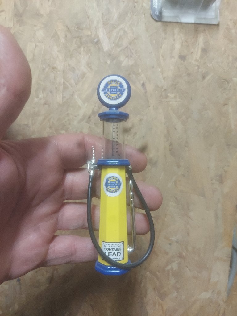 Pompe essence chevrolet 1:18, Enlèvement, Comme neuf