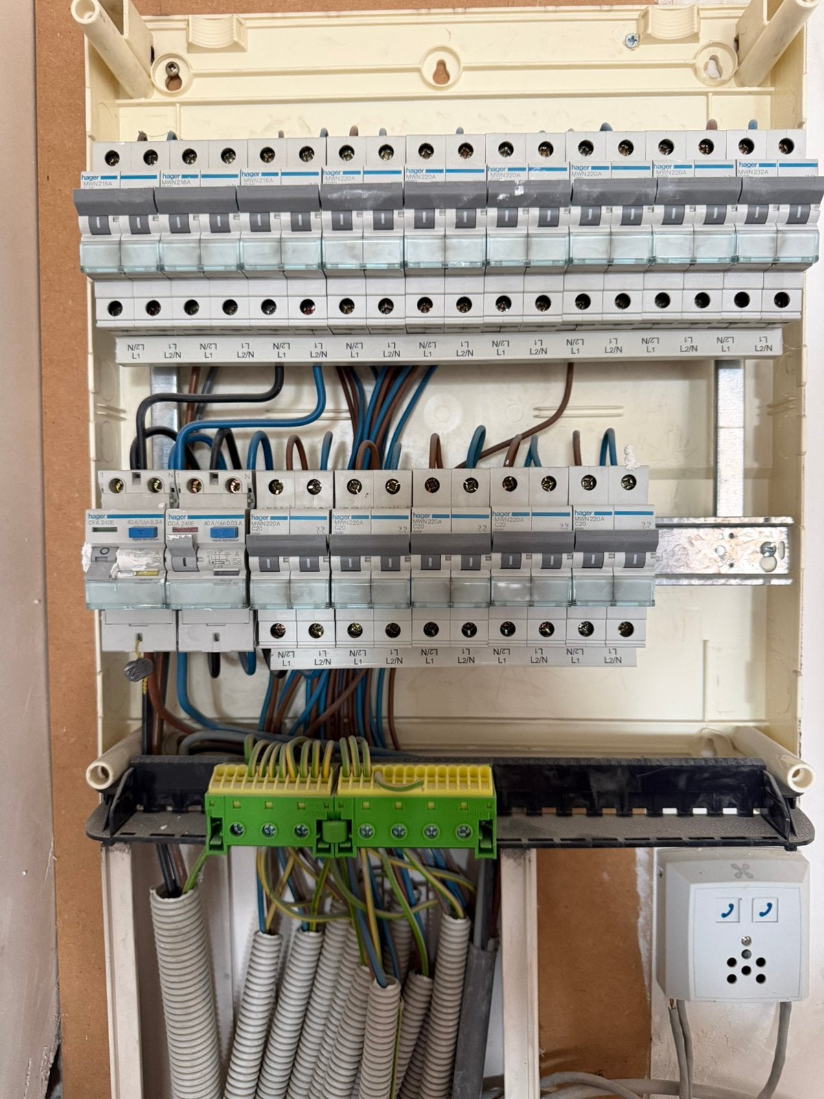 Electricité travaux mise en conformité 0496/84.73.74, Ophalen of Verzenden, Zo goed als nieuw