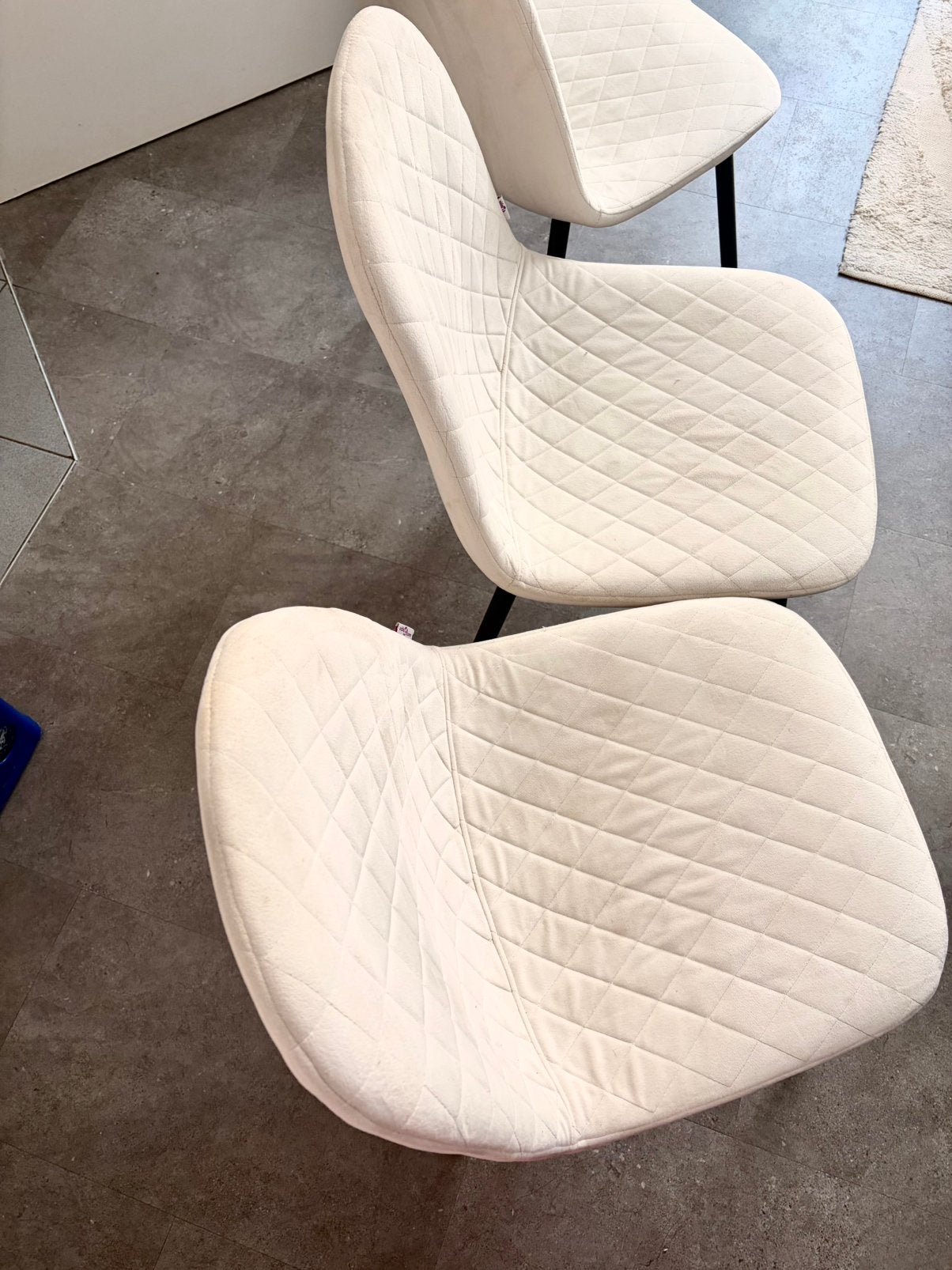 3 chaises de salon blanches confortables à vendre, Maison & Meubles, Trois, Enlèvement, Utilisé, Blanc