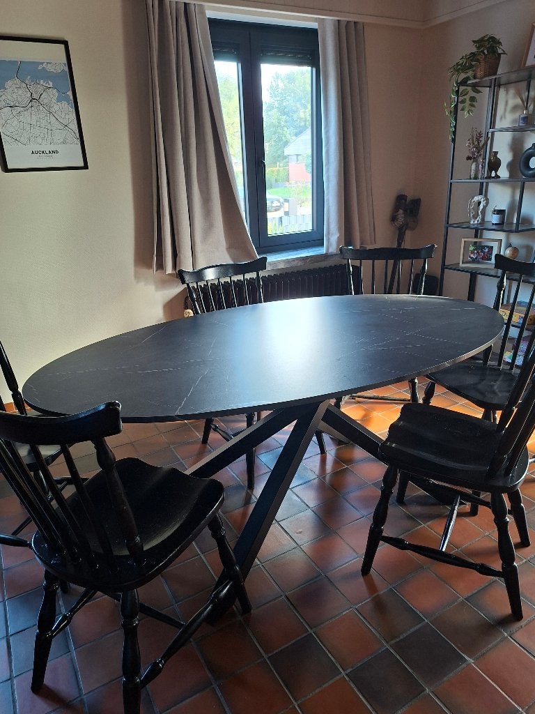 Tafel, Ophalen, Zo goed als nieuw
