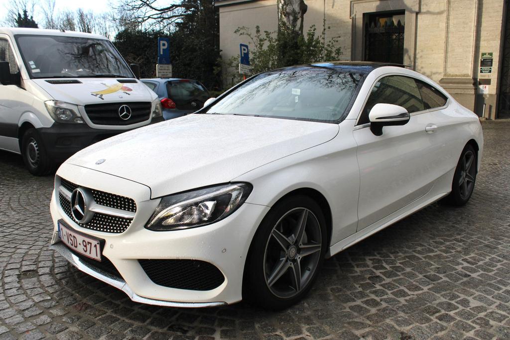 Mercedes benz c220d coupe / amg packet, Autos, Mercedes-Benz, Particulier, Classe C, ABS, Caméra de recul, Airbags, Air conditionné
