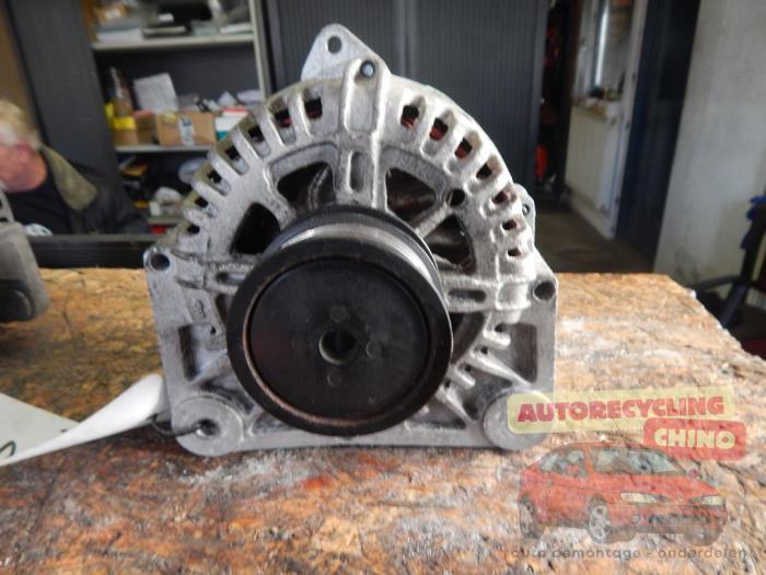 Dynamo van een Renault Clio, Gebruikt, -, Renault, -