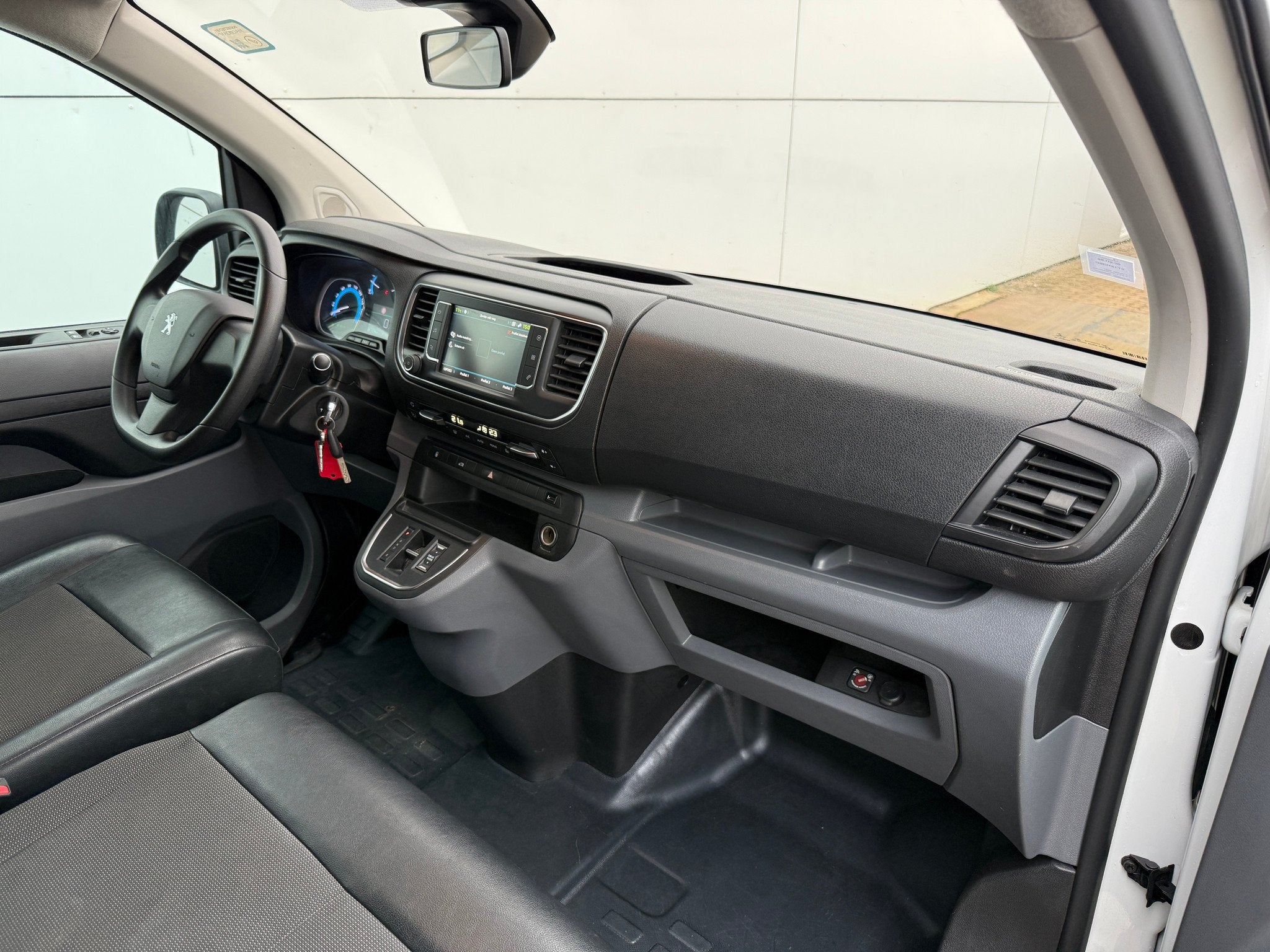 Peugeot e-Expert 50kWh 136PK Elektrisch 230km WLTP L3 Snella, 100 kW, Achat, Entreprise, 3 places