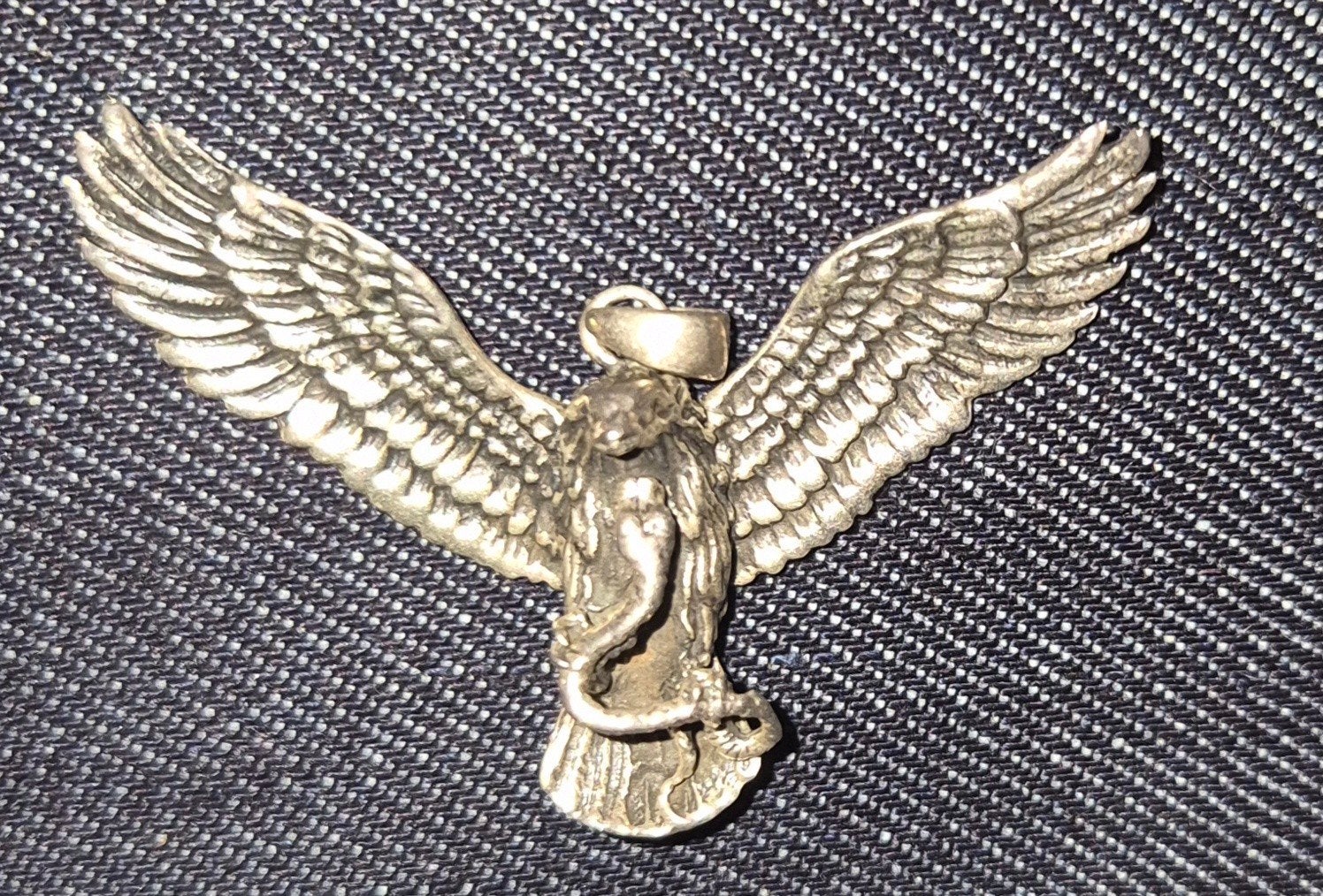 Aigle argenté avec serpent, Bijoux, Sacs & Beauté, Pendentifs, Enlèvement ou Envoi