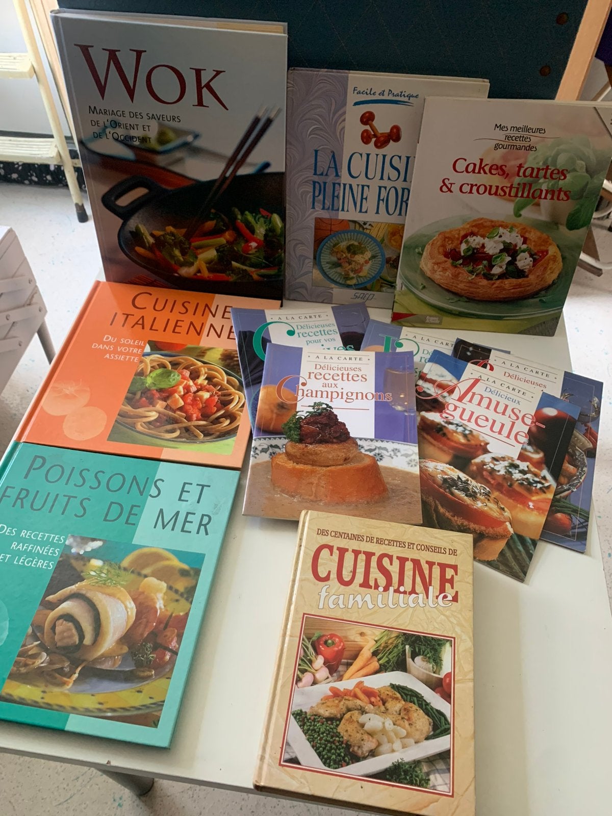 17 livres de cuisine, Enlèvement ou Envoi, Comme neuf