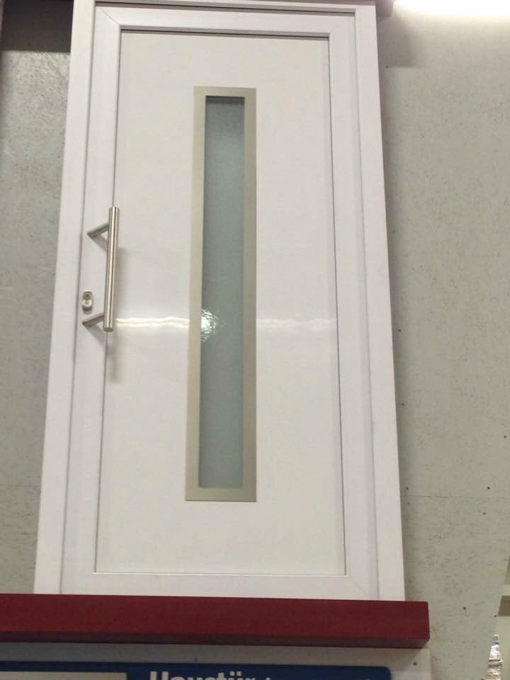 PORTES D’ENTRÉE PVC DISPONIBLES AU DEPOT INFOS, Enlèvement, Neuf