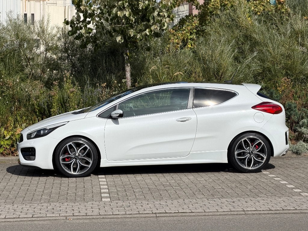 Kia ProCeed GT 1.6 T-GDi GT Half Leder/Alcant,Open/pano.dak, Auto's, Voorwielaandrijving, 4 cilinders, Wit, 1455 kg