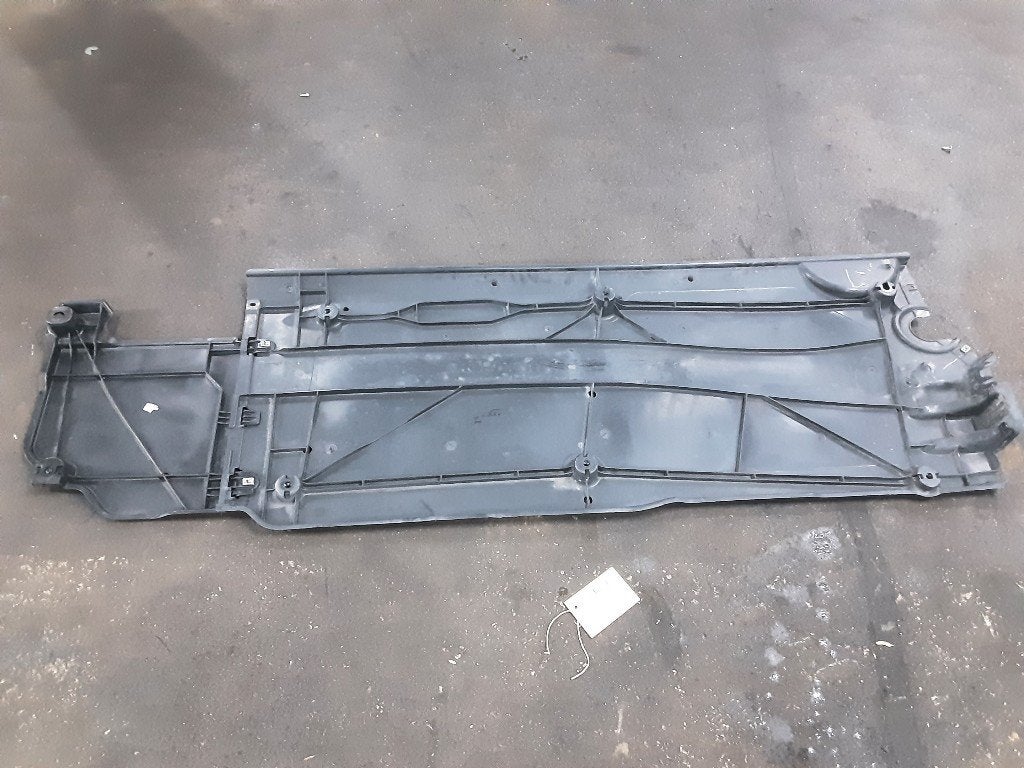 PLAQUE ARRIÈRE AVANT GAUCHE Seat Arona (KJX) (2Q0825201B), Seat Deutschland GmbH, Service@seat.de, Utilisé, Seat