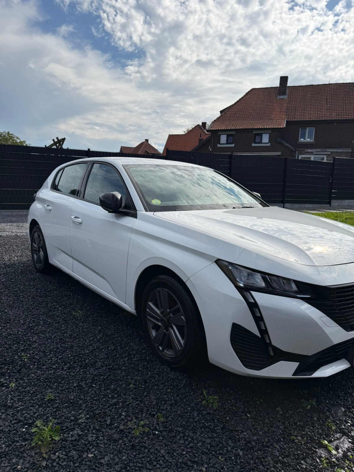 Peugeot 308 1.5 BlueHDi Automaat – 2023 – Active, Auto's, Automaat, Wit, Dealer onderhouden, Te koop