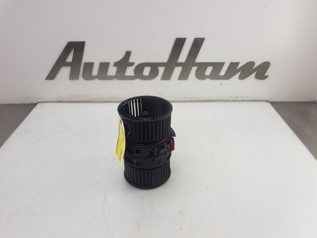 KACHEL VENTILATORMOTOR Renault Megane III Grandtour (KZ), Gebruikt, Renault