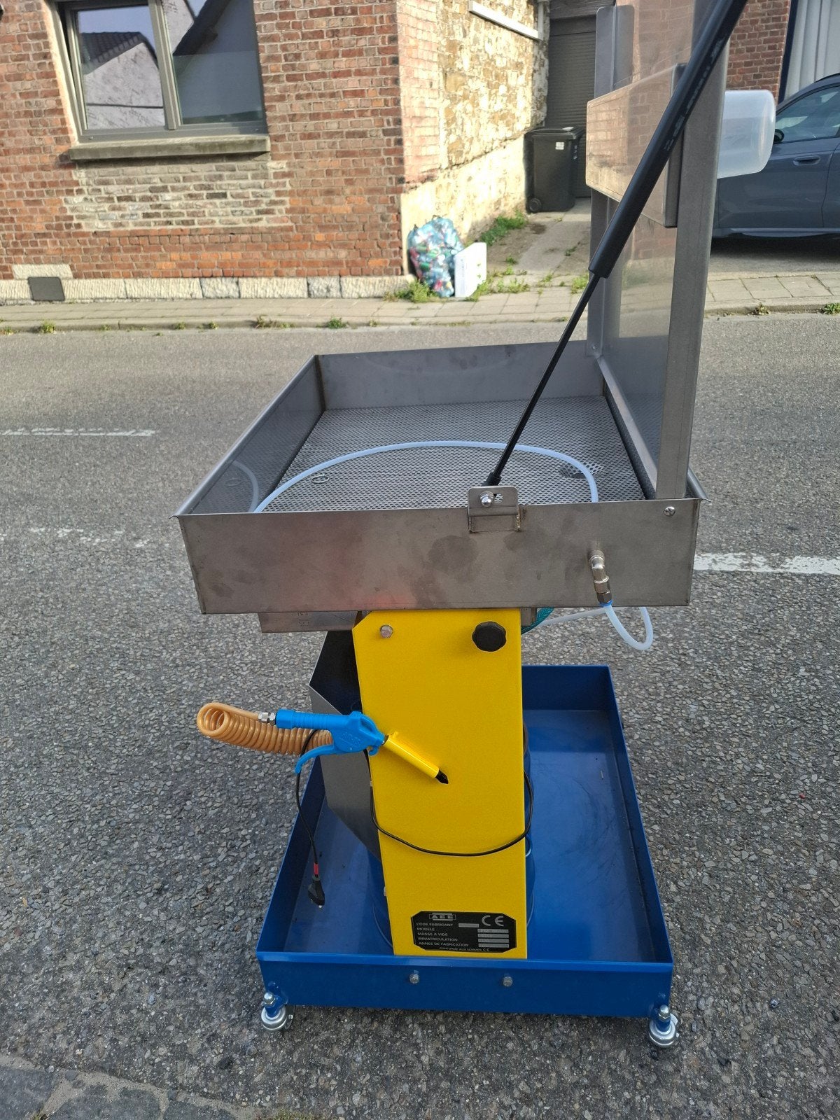 fontaine de dégraissage électriques, Enlèvement