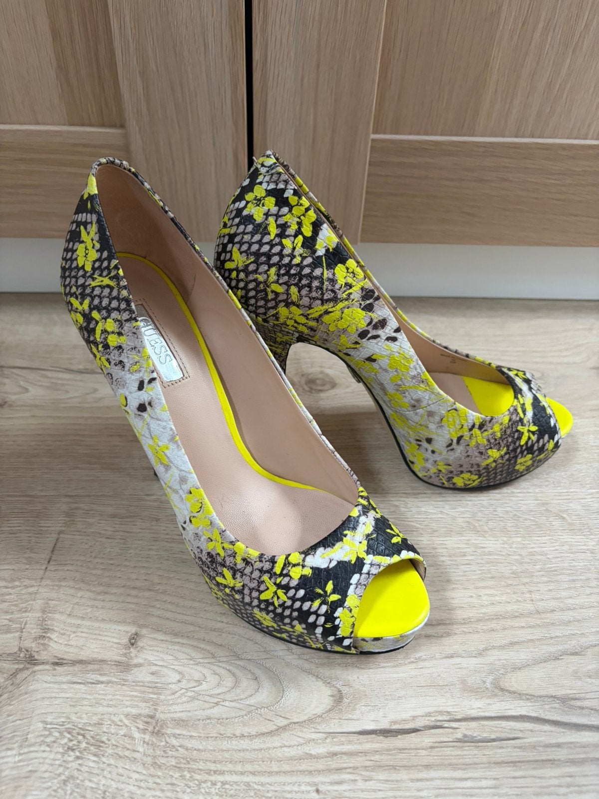 Guess Pumps, Kleding | Dames, Ophalen, Pumps, Overige kleuren, Gedragen